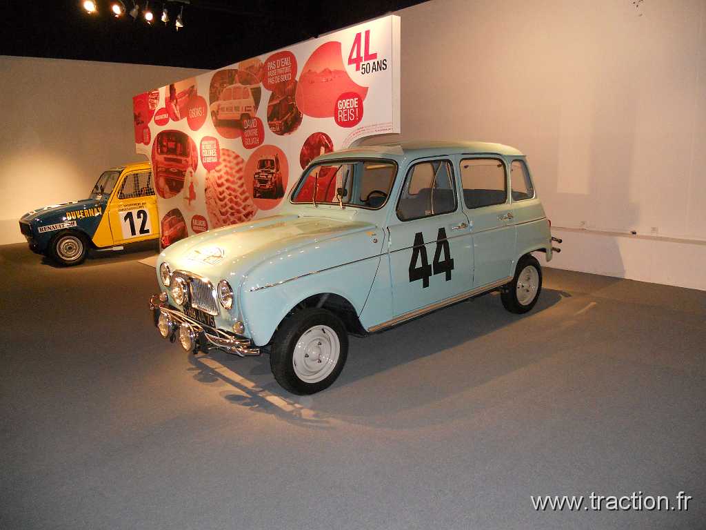2011_12_Mulhouse (20).jpg - 01/12/2011 - 68051 MULHOUSE CEDEX Citée de l'Automobile - Musée National - Collection Schlumpf - RENAULT 4 - 50 ans déjà !